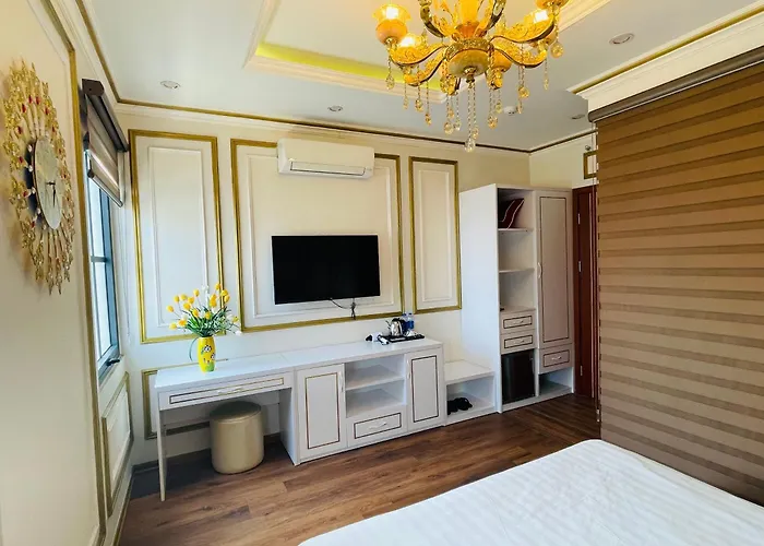 Cnn Hotel 3*